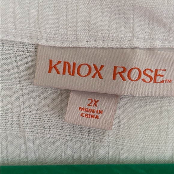 Knox Rose White plus size dress size 2X eyelet sleeve and bottom hem - Picture 5 of 7